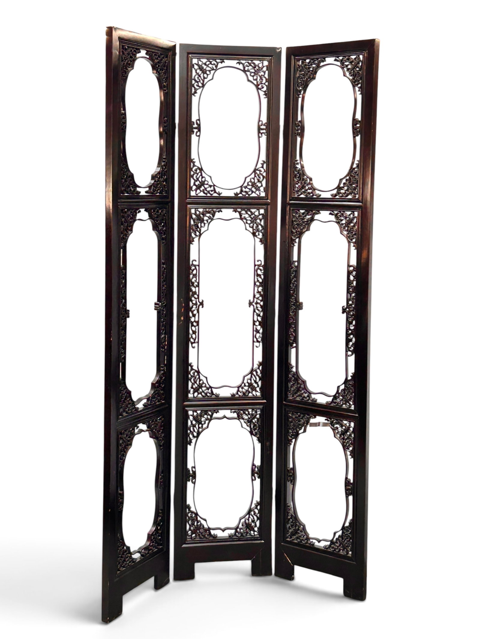 Chinese Style Open-Carved 3-Panel Room Divider. (1 of 17)