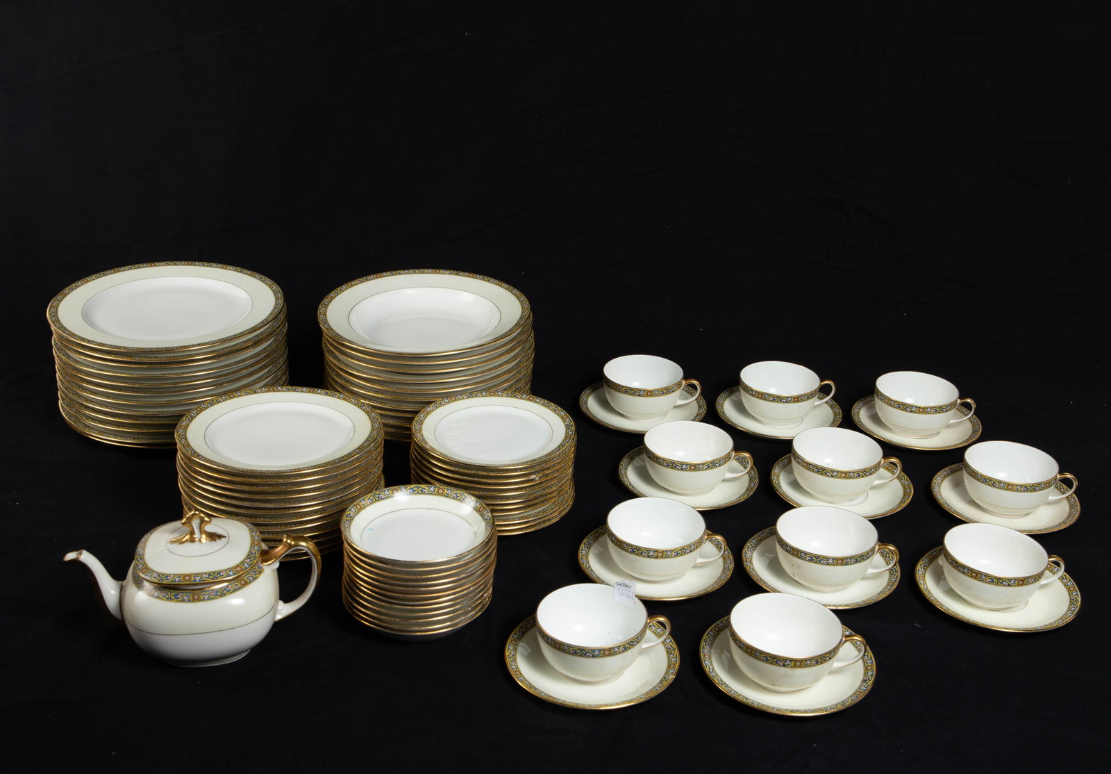 Vignaud Limoges Service for 11. (1 of 12)