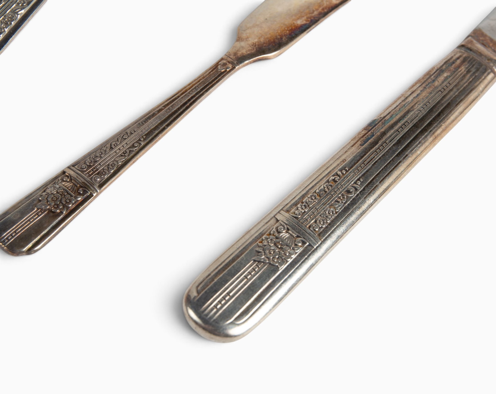 Celebrity Rogers / Oneida Silverplate Flatware Set - 5