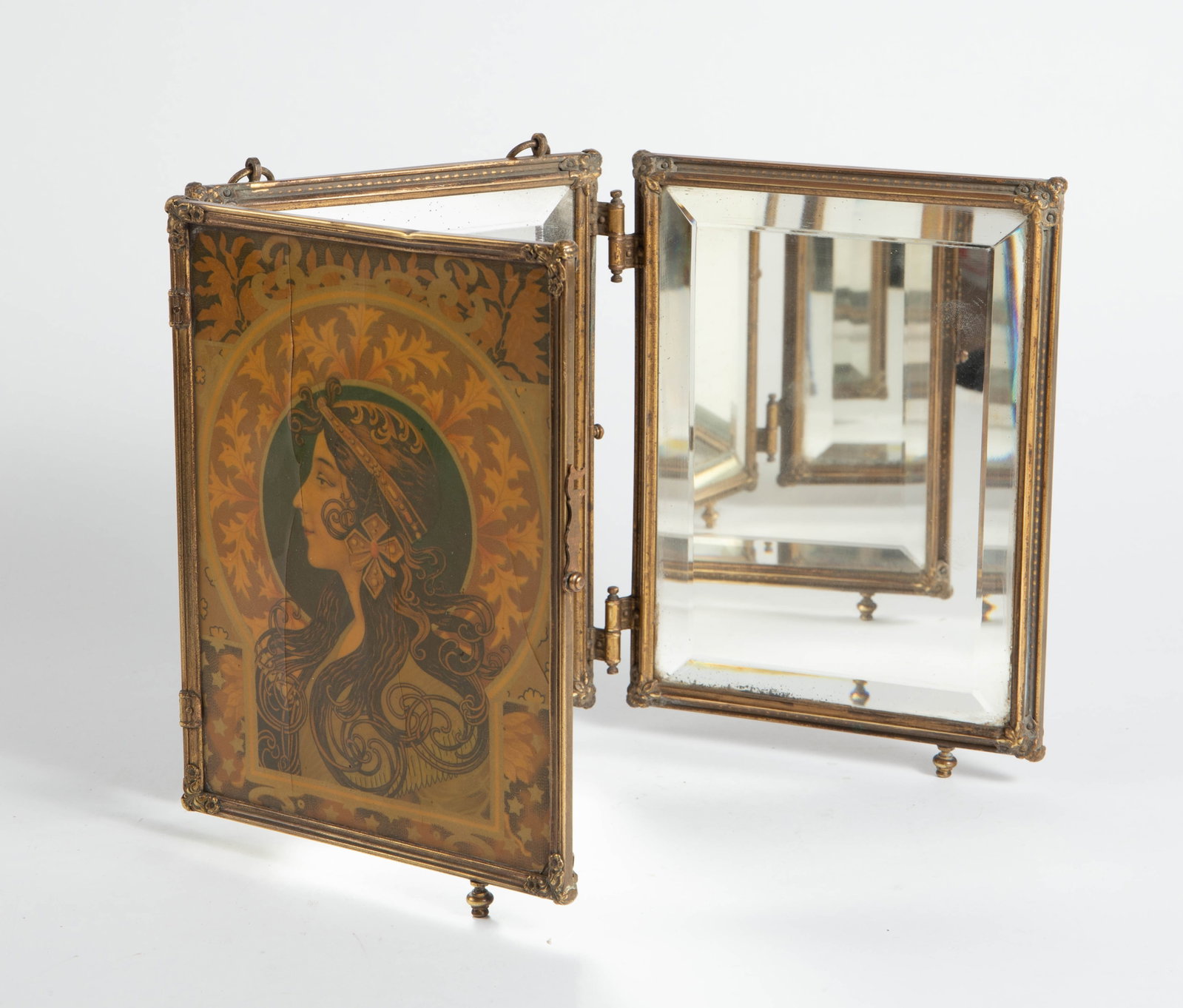 Art Nouveau Tri-Fold Vanity Mirror w/ Portraits. (1 of 8)