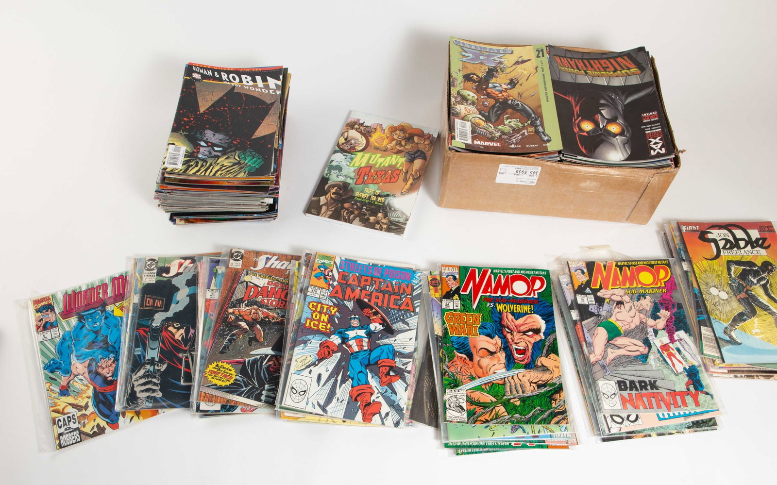 Lot of Assorted Comic Books, Including Graded. (1 of 10)