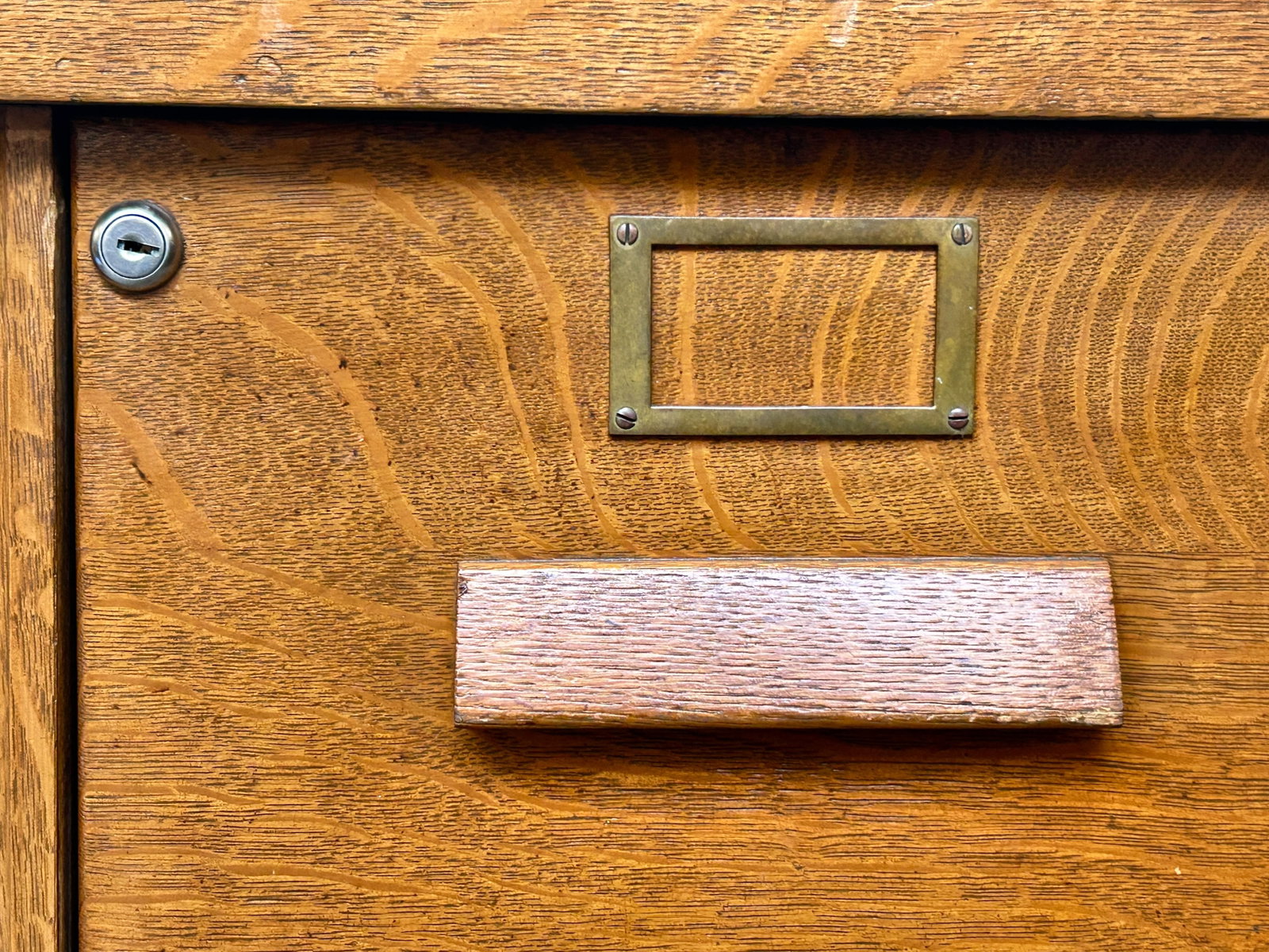 Oak 2 Drawer File Cabinet. - 12