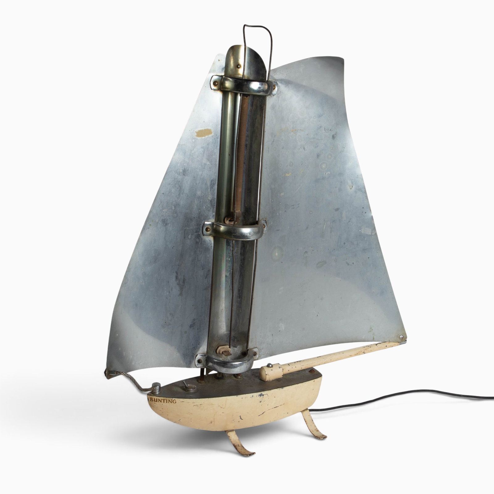 Bunting Art Deco Electric Sailboat Heater. (1 of 6)
