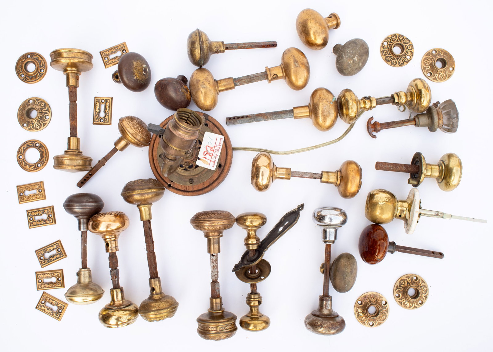 Lot of Antique and Vintage Doorknobs. (1 of 4)