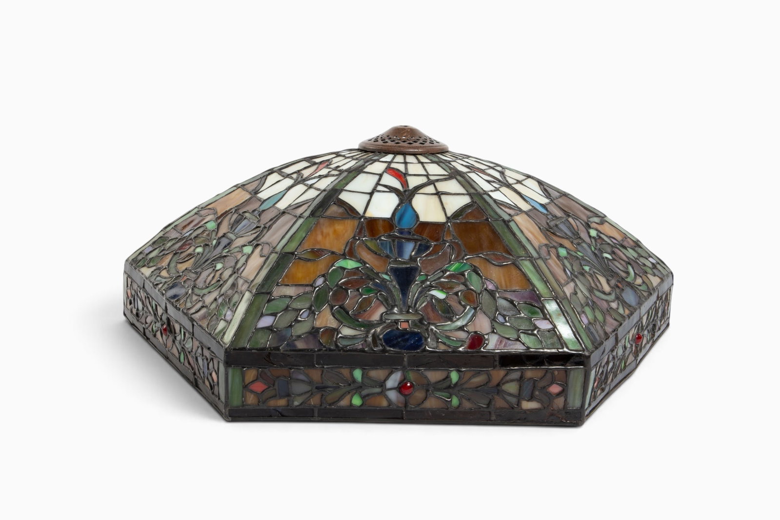 Leaded Glass Lampshade with Urn Decorations. (1 of 6)