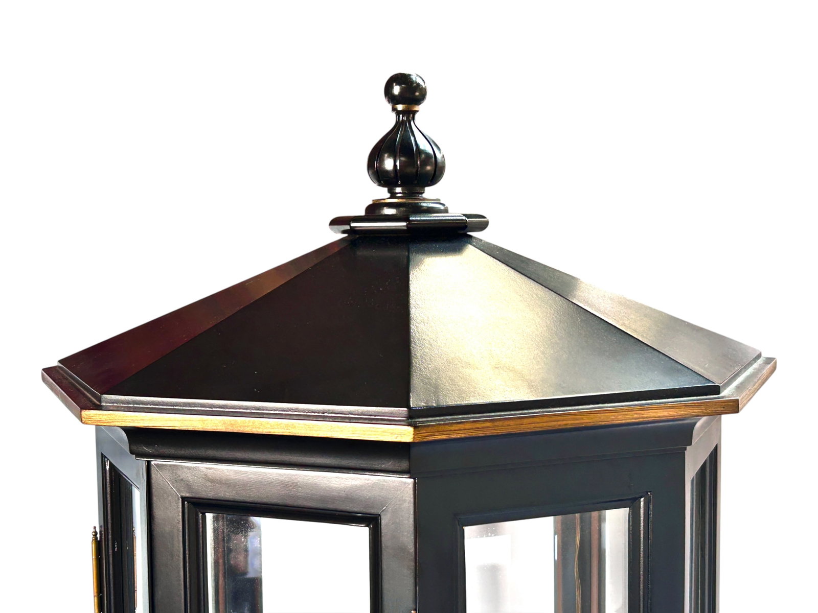 Illuminated Octagonal Curio Display Cabinet. - 7
