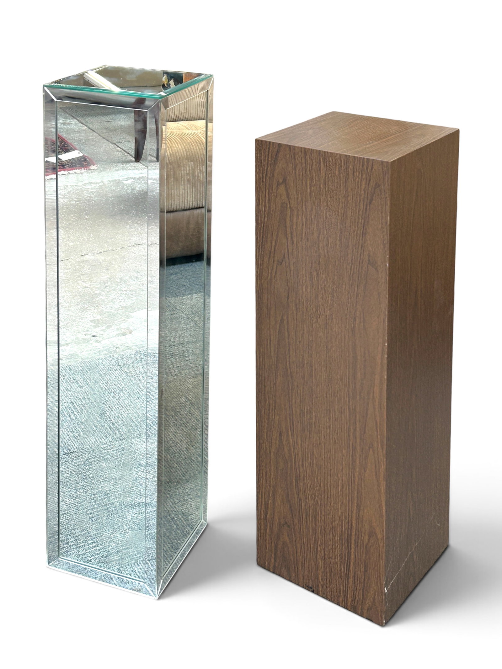 2 Pedestals - Mirrored Glass and Wood. (1 of 14)