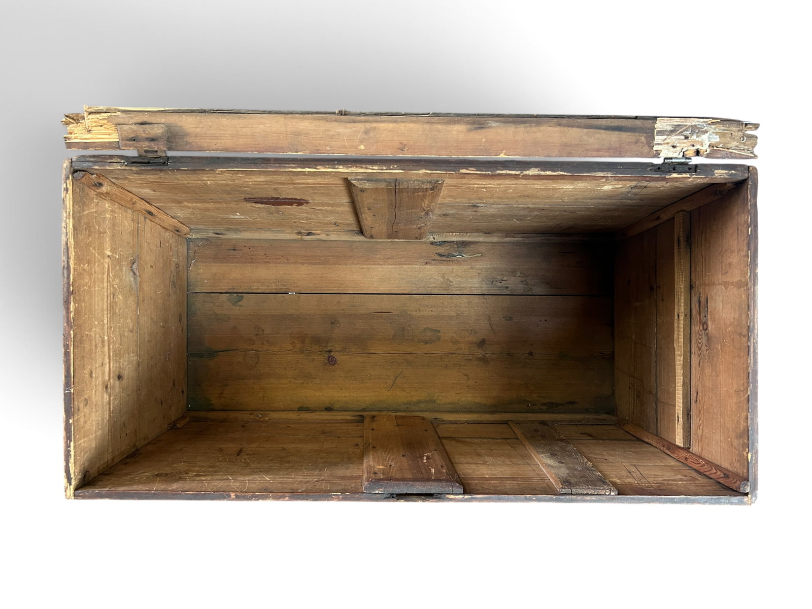 Primitive Trunk and Feed Bin. - 13