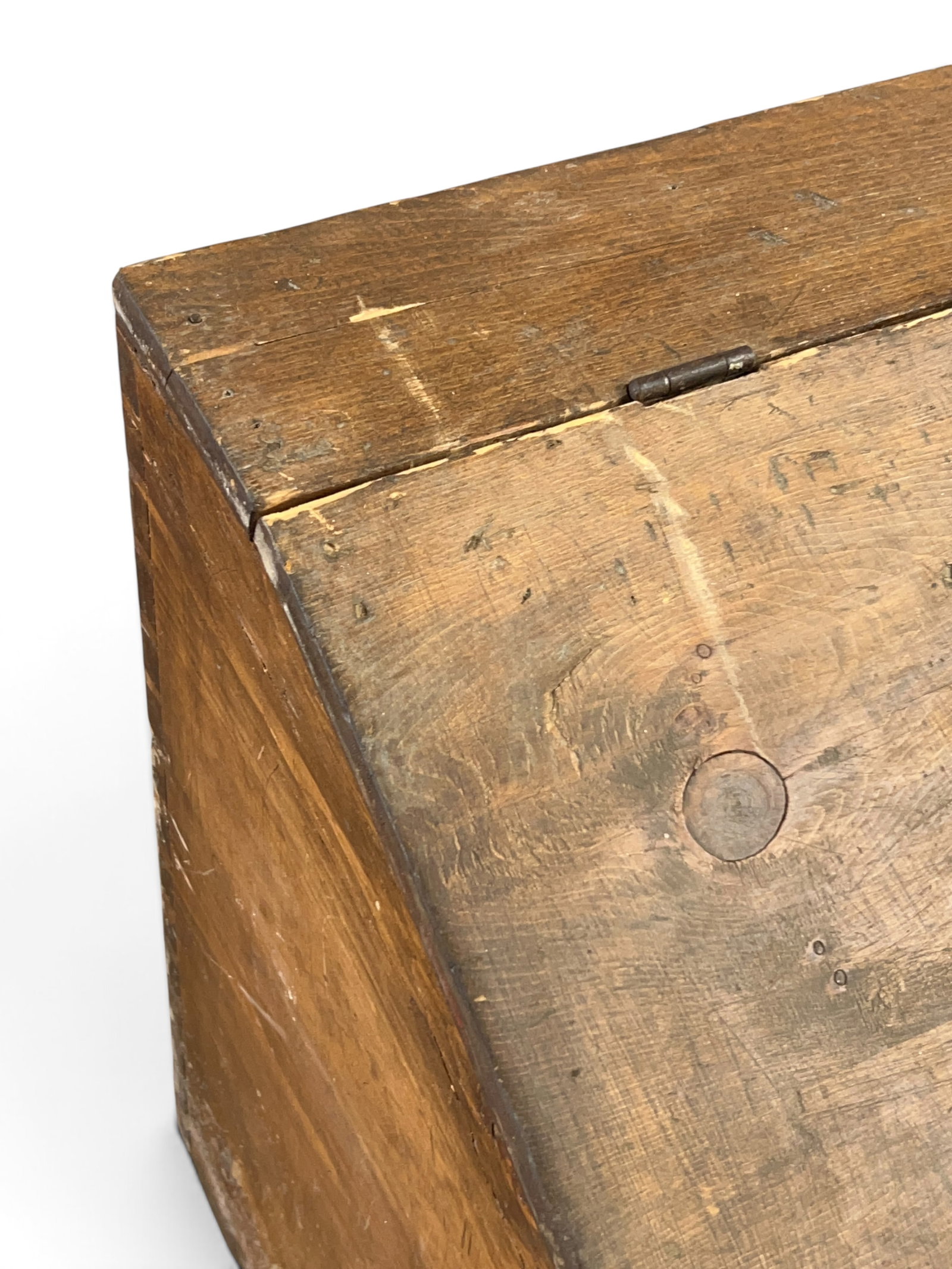Primitive Trunk and Feed Bin. - 3