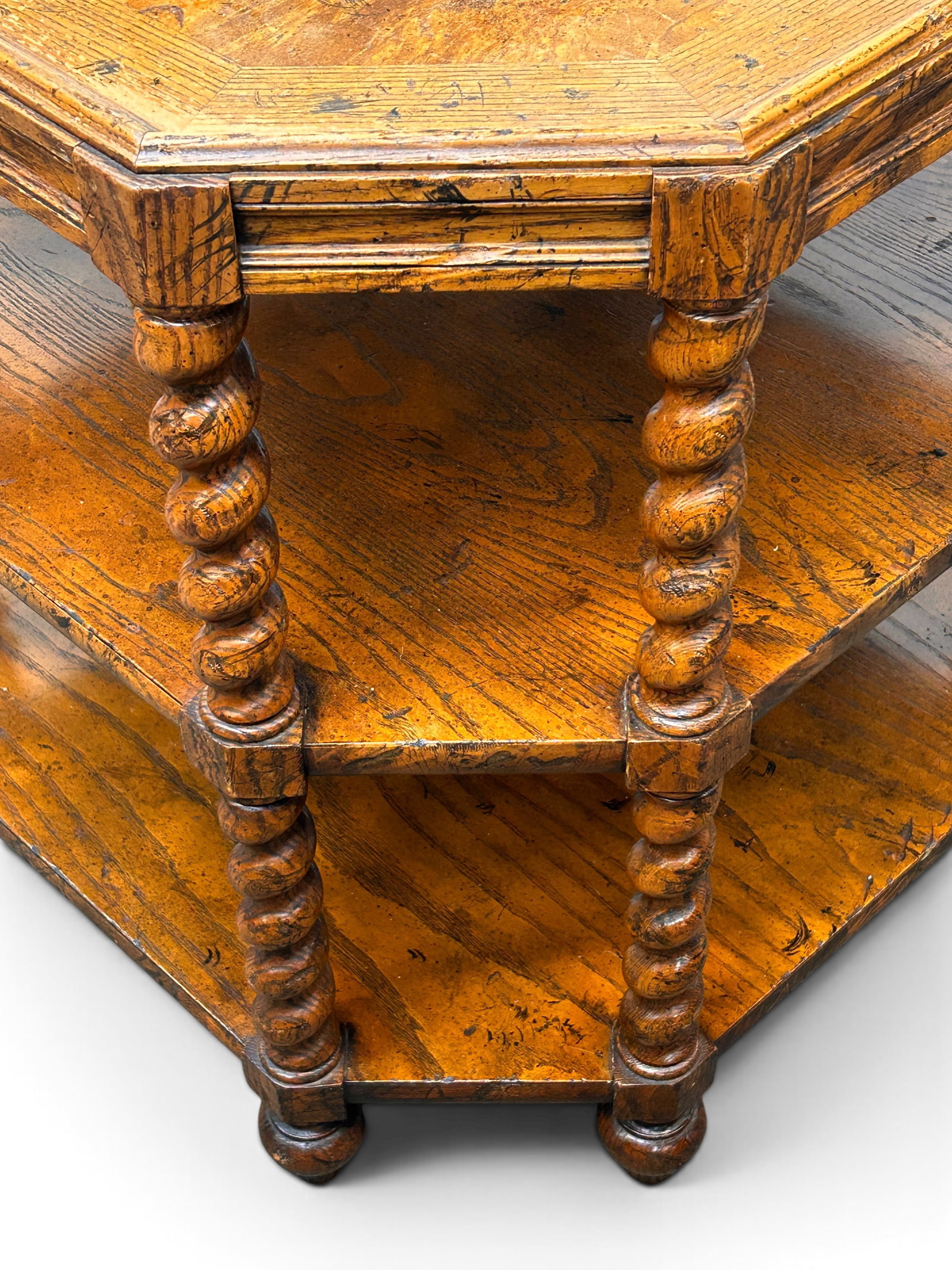 Baker Jacobean Style Octagonal Lamp Table. - 5