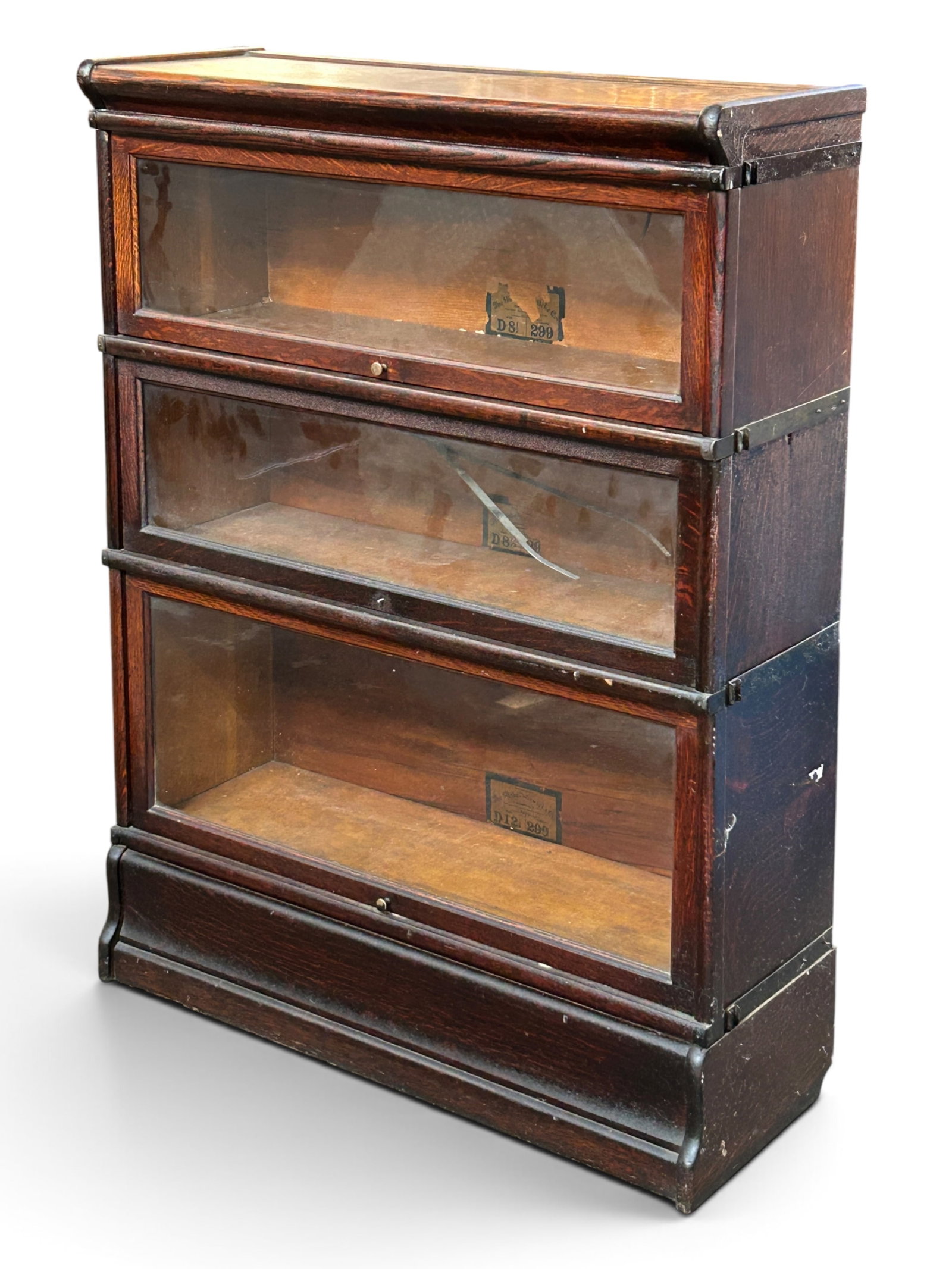 Globe-Wernicke Oak Barrister Bookcase. (1 of 9)