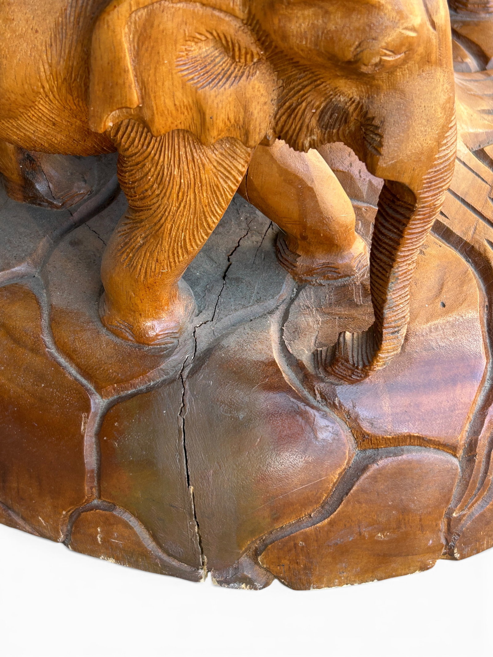 Carved Elephant Table. - 7