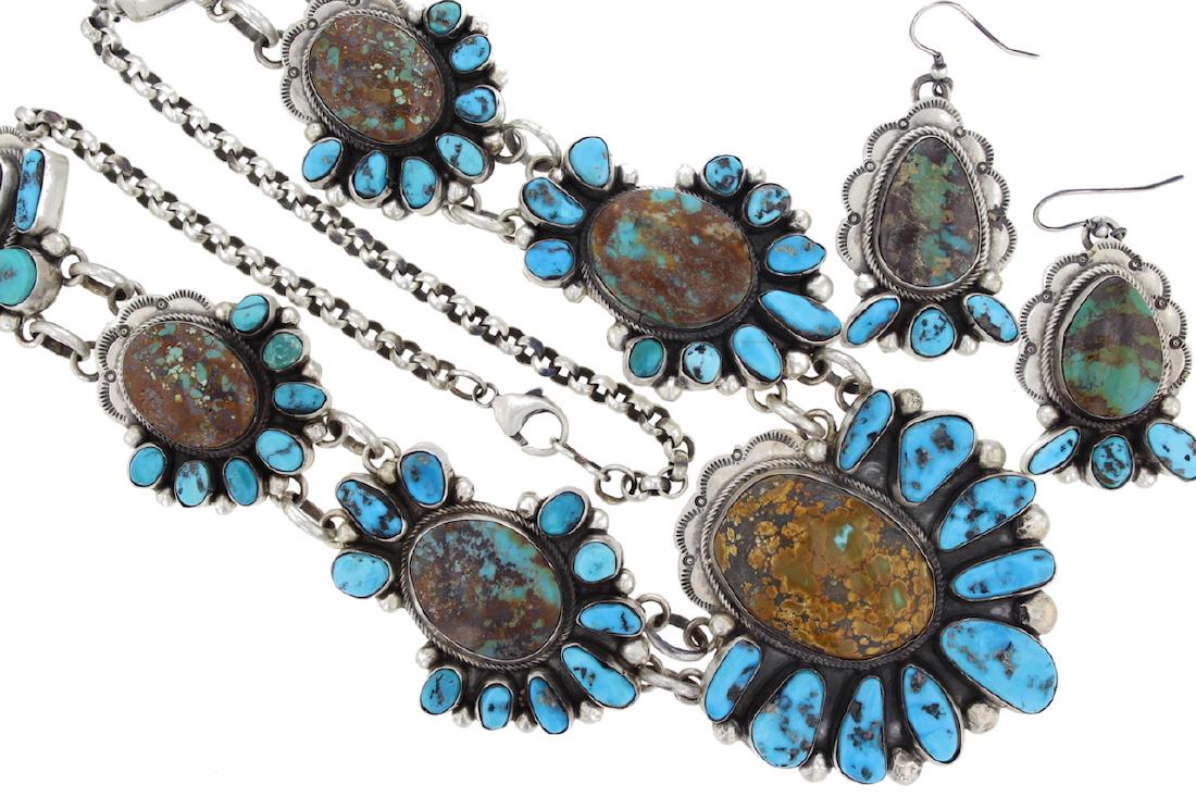 Sterling Silver Genuine Kingman Turquoise Masterpiece (1 of 2)