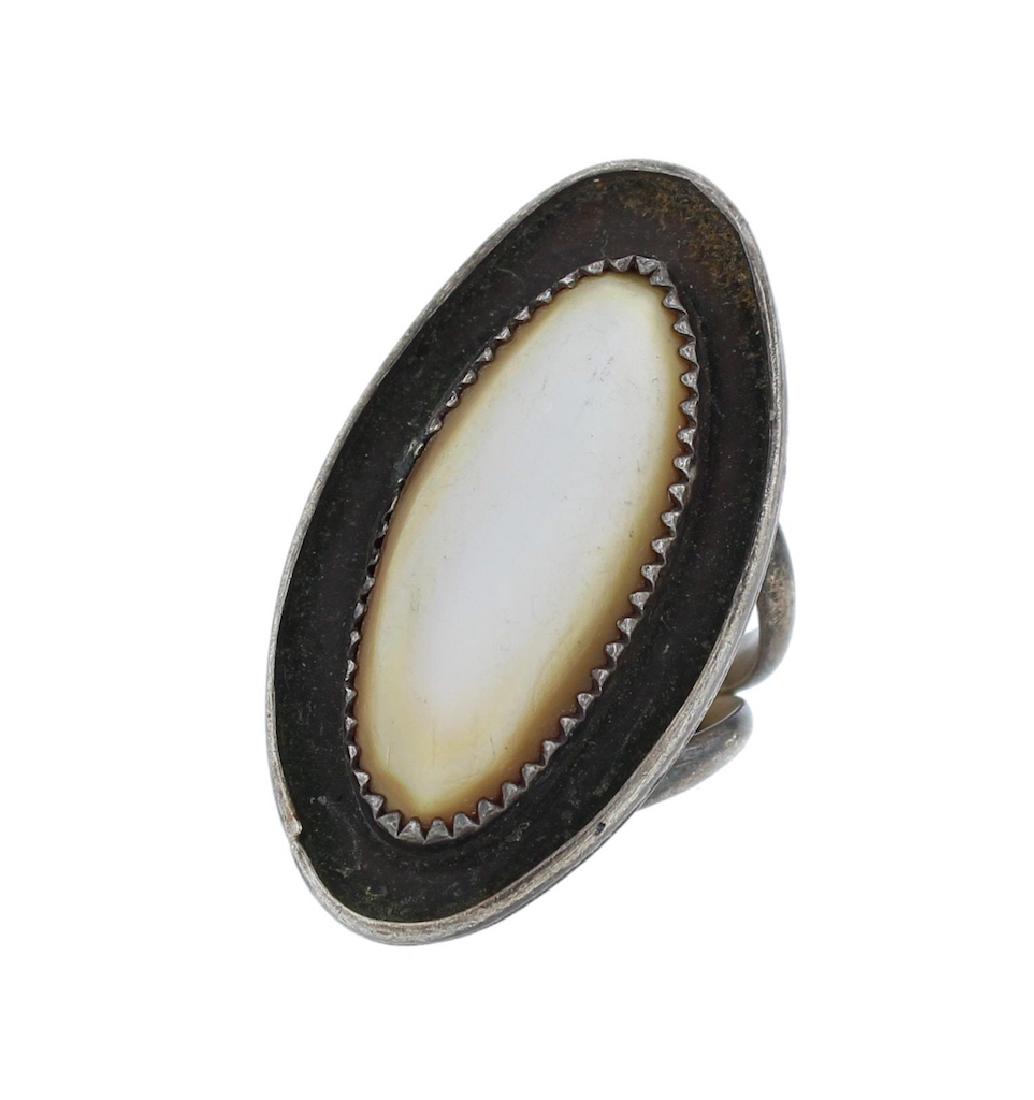 Sterling Silver Genuine Shell Vintage Ring Navajo (1 of 1)