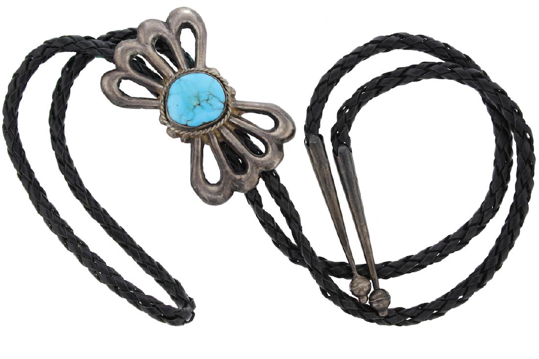 Sterling Silver  Turquoise Vintage Sand Cast Bolo Tie (1 of 1)