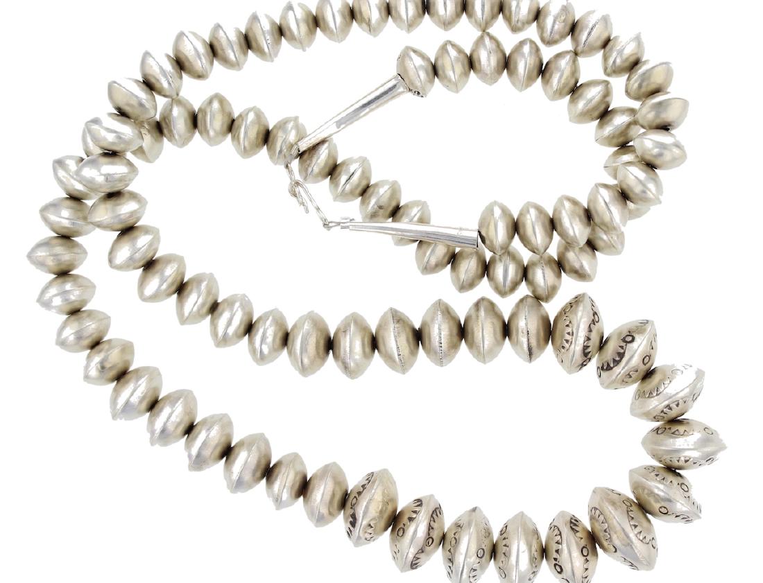 Sterling Silver " Navajo Pearls " Graduated Roundel (1 of 2)