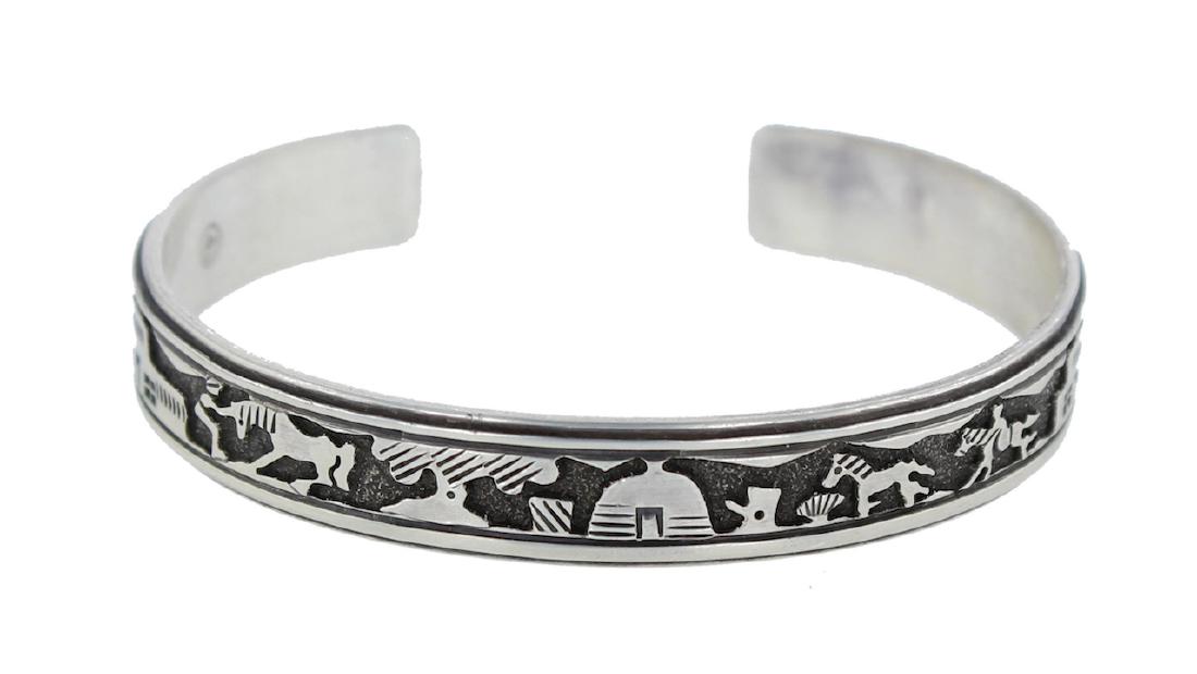 Sterling Silver Story Teller Design Vintage Bracelet (1 of 2)