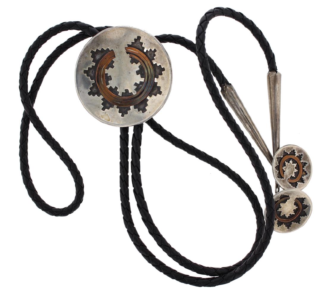 Sterling Silver Bolo Tie Navajo Native American Indian (1 of 1)