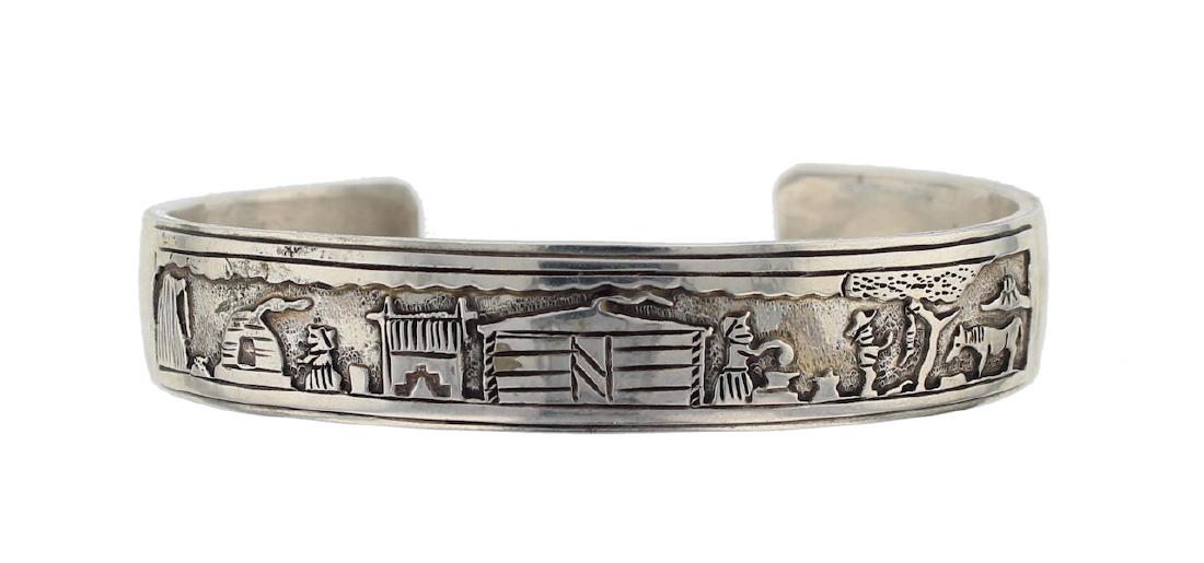 Sterling Silver Story Teller Design Vintage Bracelet (1 of 2)