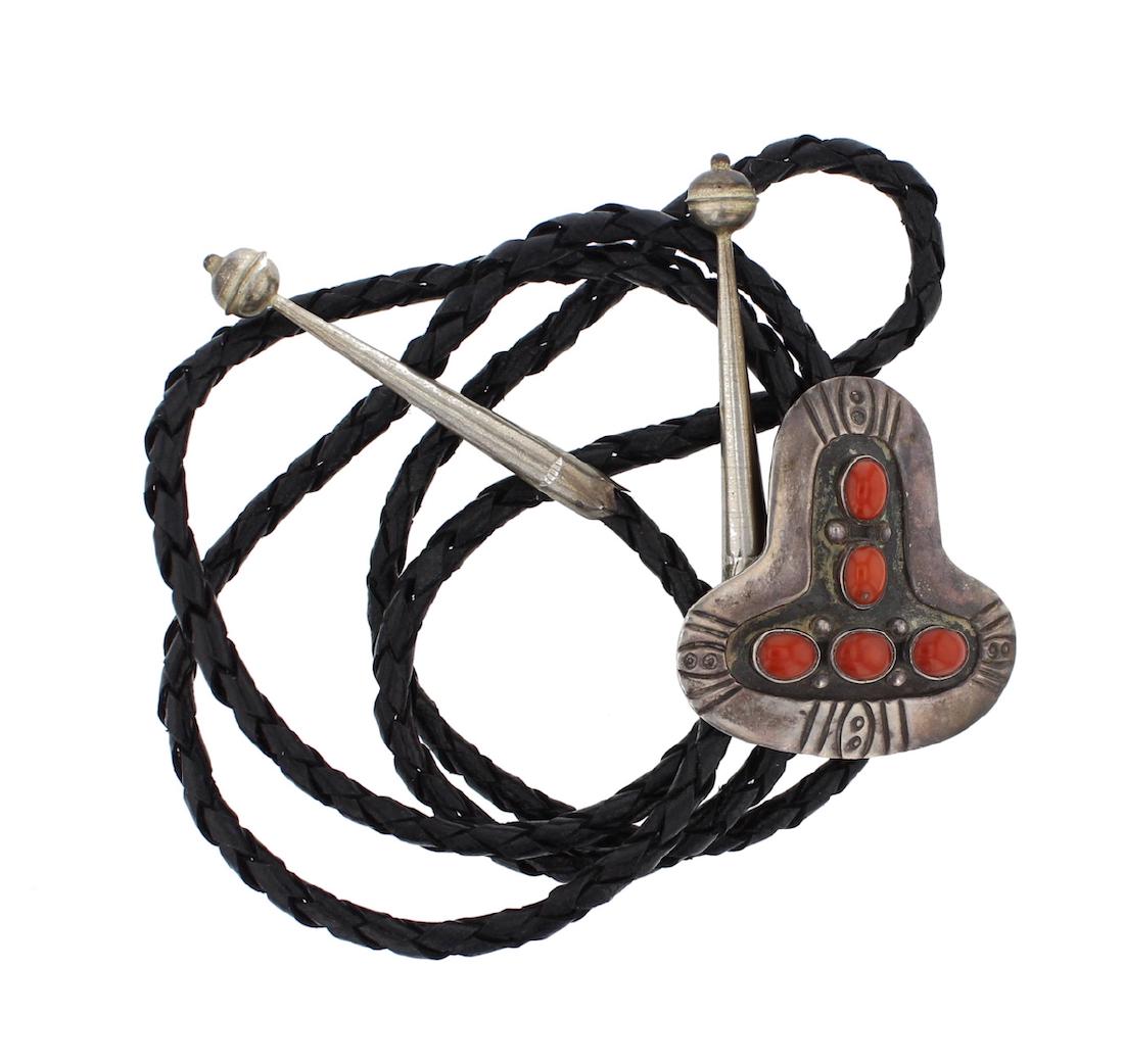 Sterling Silver Genuine Coral Vintage Old Pawn Bolo Tie (1 of 1)