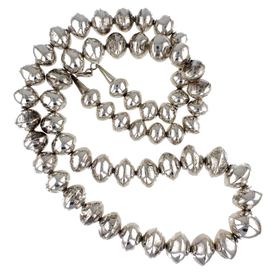 Sterling Silver " Navajo Pearls "  Graduated Roundel (1 of 1)