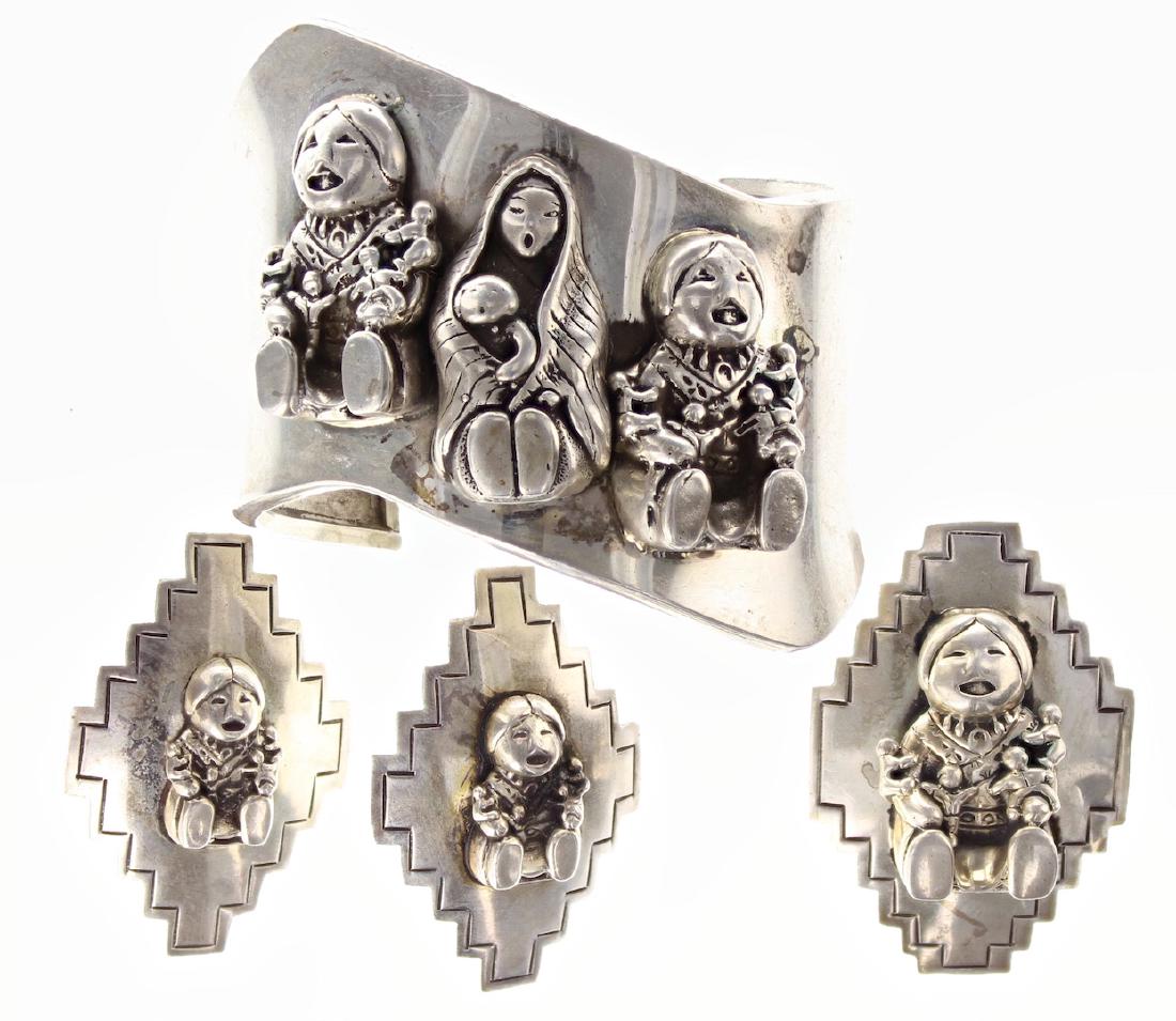 Sterling Silver Story Teller Vintage Cast Bracelet (1 of 2)