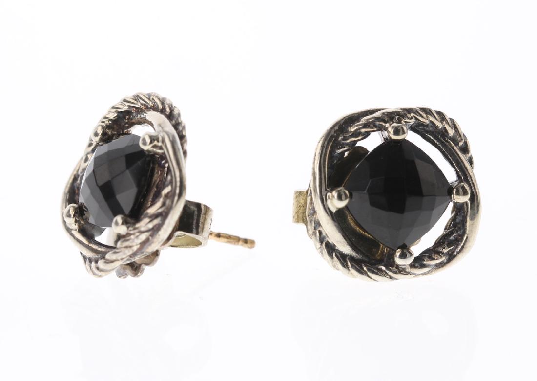 David Yurman Sterling Silver Vintage Black Onyx: David Yurman Sterling Silver Vintage Black Onyx Infinity Earrings ||| Weight: 4 GramsEarrings Black Onyx: Sterling Silver / 12mm Width, 7mm x 7mm stone (for both)