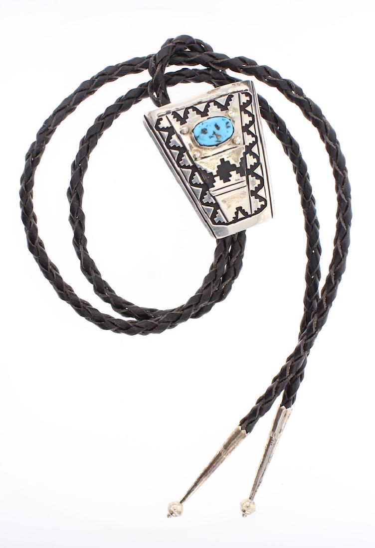 T & R Singer Vintage Turquoise Bolo Tie (1 of 2)