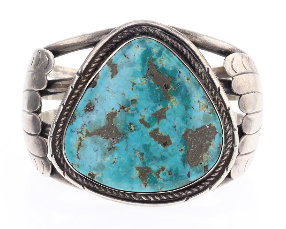Vintage Turquoise Bracelet (1 of 3)