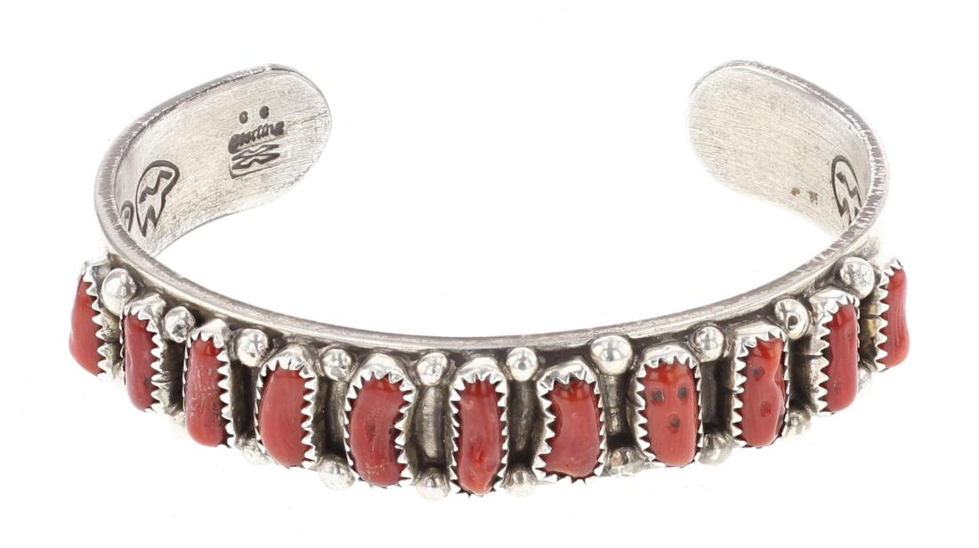 Vintage Freeform Coral Row Bracelet (1 of 3)