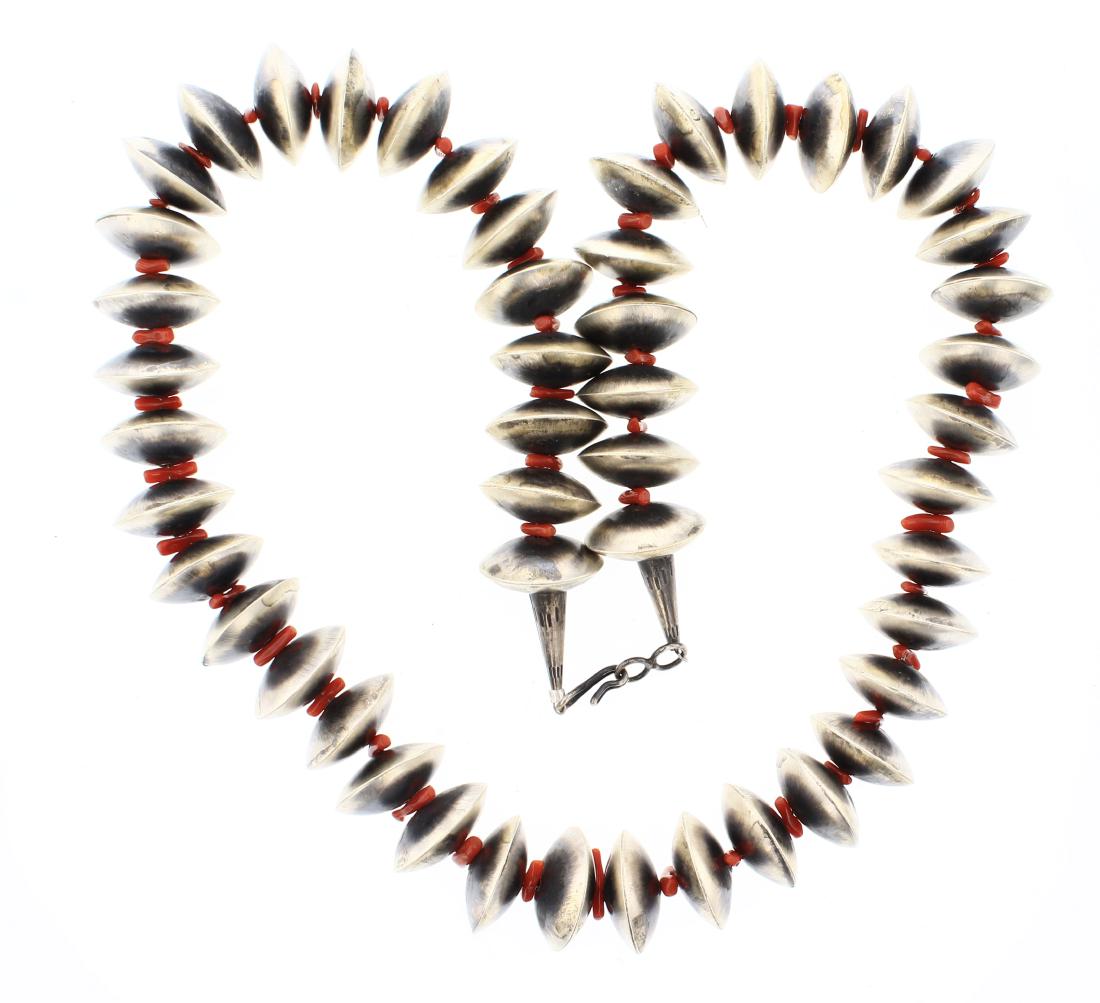 Sb Contemporary Navajo Pearls Roundel Beads & Coral (1 of 2)