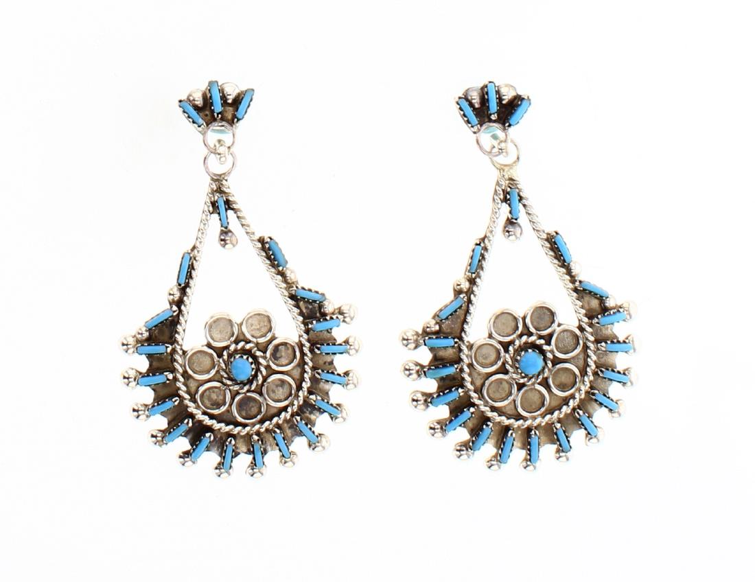 Vintage Turquoise  Zuni Needlepoint Post Earrings (1 of 2)