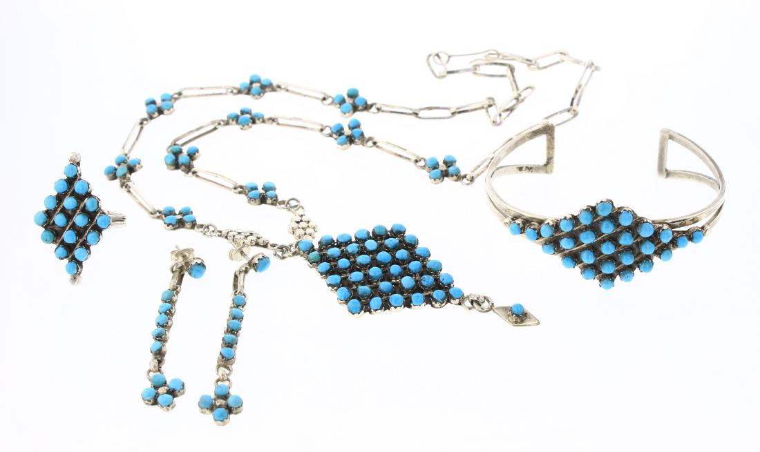 JE Zuni Turquoise Pedi Point Diamond Shape Necklace (1 of 3)