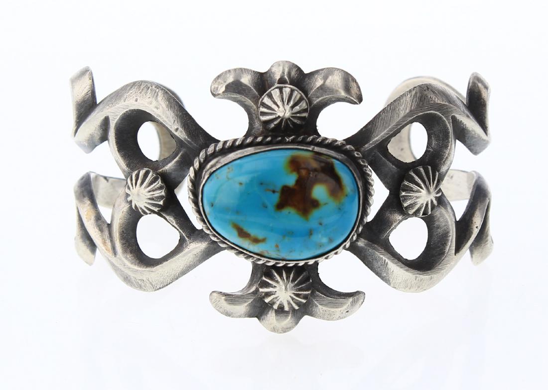 Chimney Butte Vintage Turquoise Sand Cast Cuff Bracelet (1 of 3)