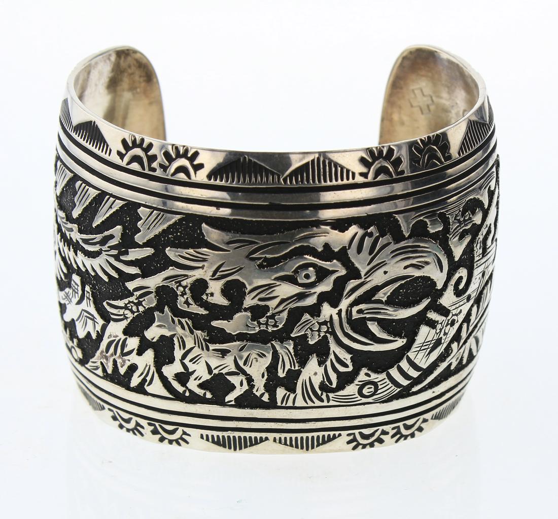 T&R Singer Eagle Story Teller Overlay Wide Cuff (1 of 4)
