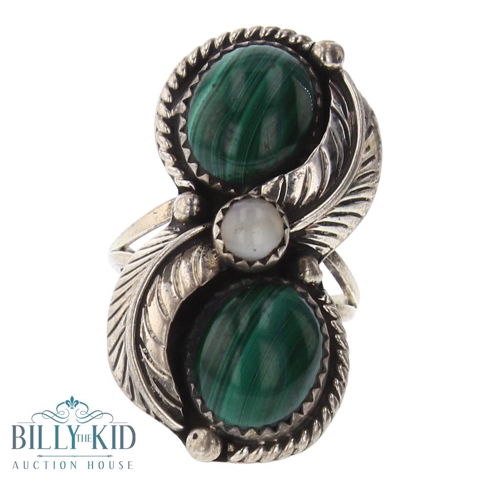 Old Pawn Malachite & Mother of Pearl Leaf Ring (1 of 3)