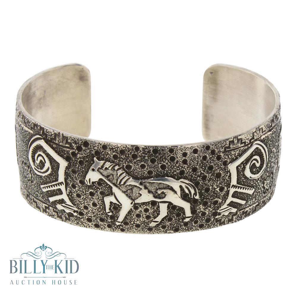 Ray Begay Running Horse Cuff  Bracelet (1 of 3)