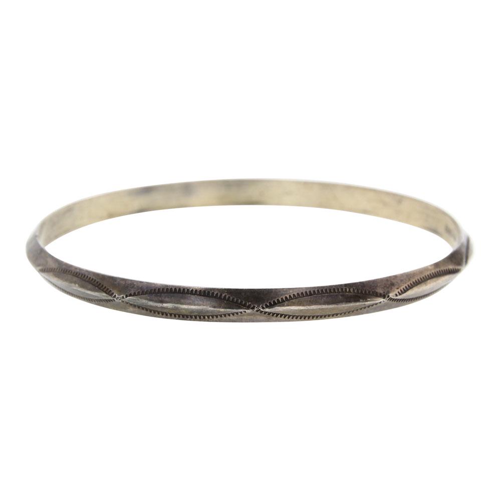 Tahe Triangle Wire bangle Bracelet (1 of 3)