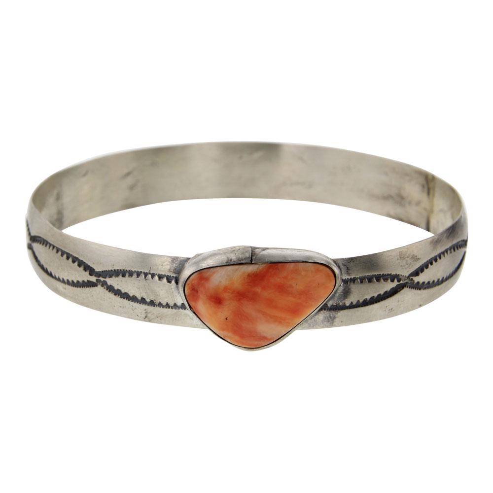 Tahe Spiny Oyster Bangle Bracelet (1 of 4)