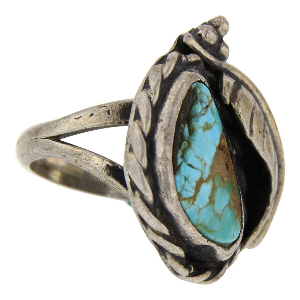 Vintage Pawn Leaf Work Ring (1 of 2)