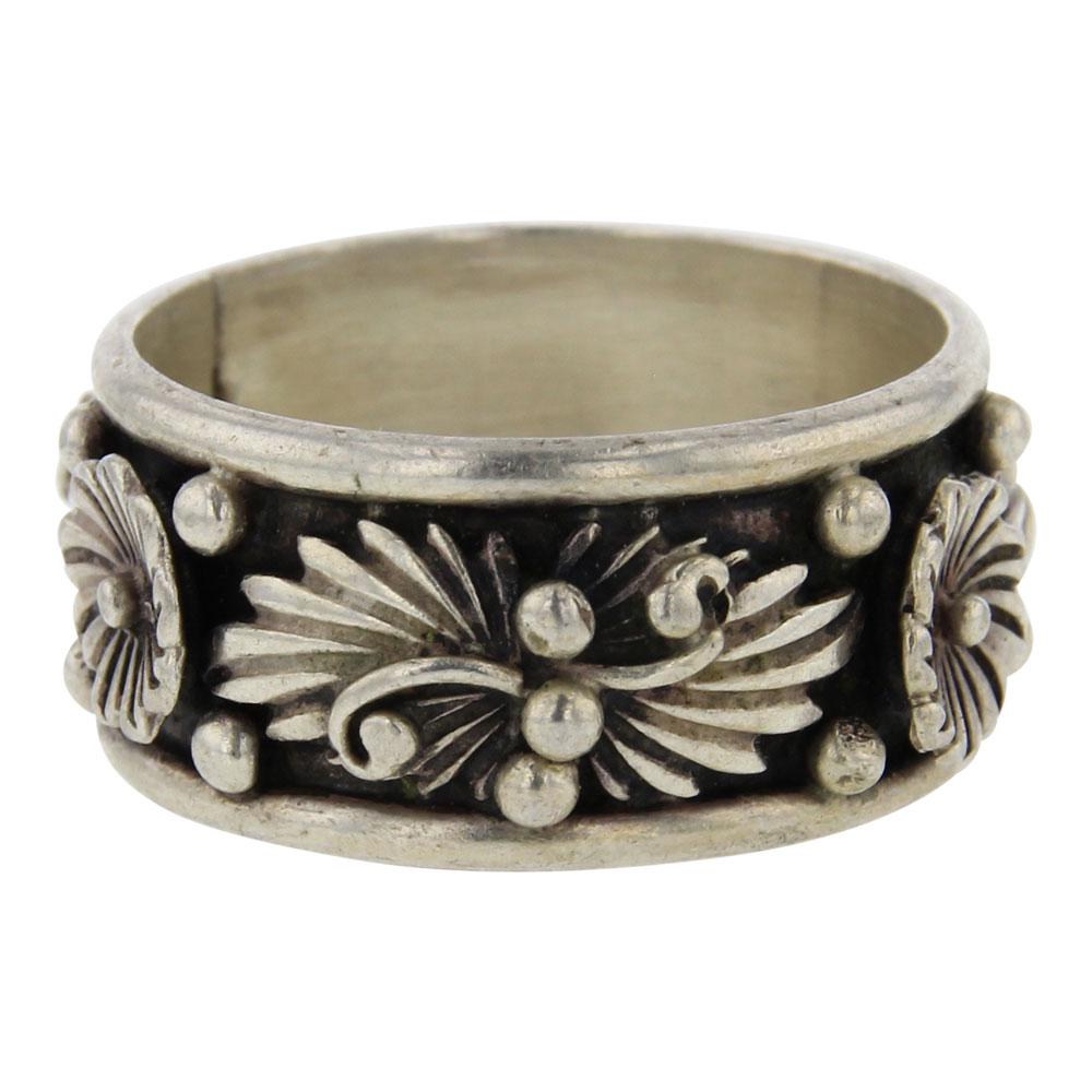 Plain Silver Leaf work Band Ring (1 of 2)