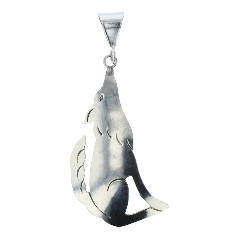 Howling Wolf Pendant (1 of 2)