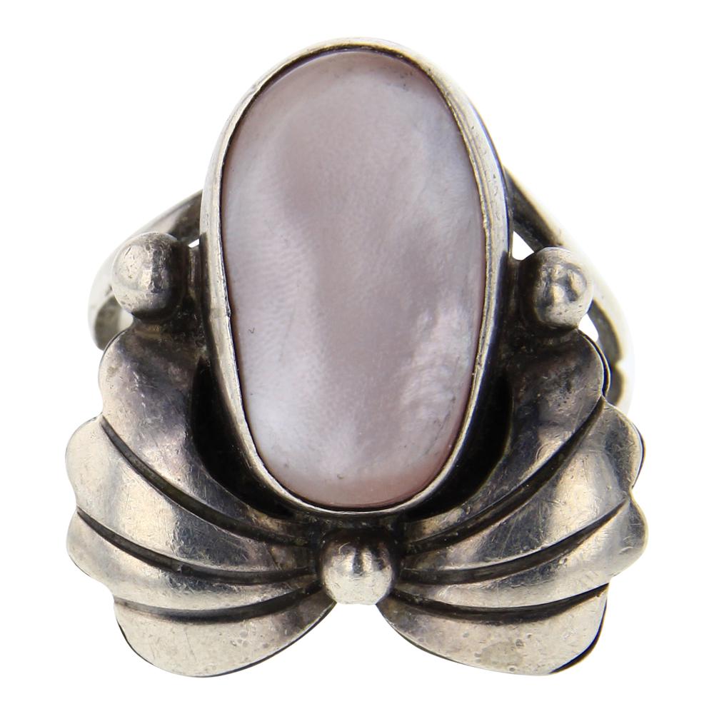 Peter Johnson Pink Mussel Ring (1 of 3)