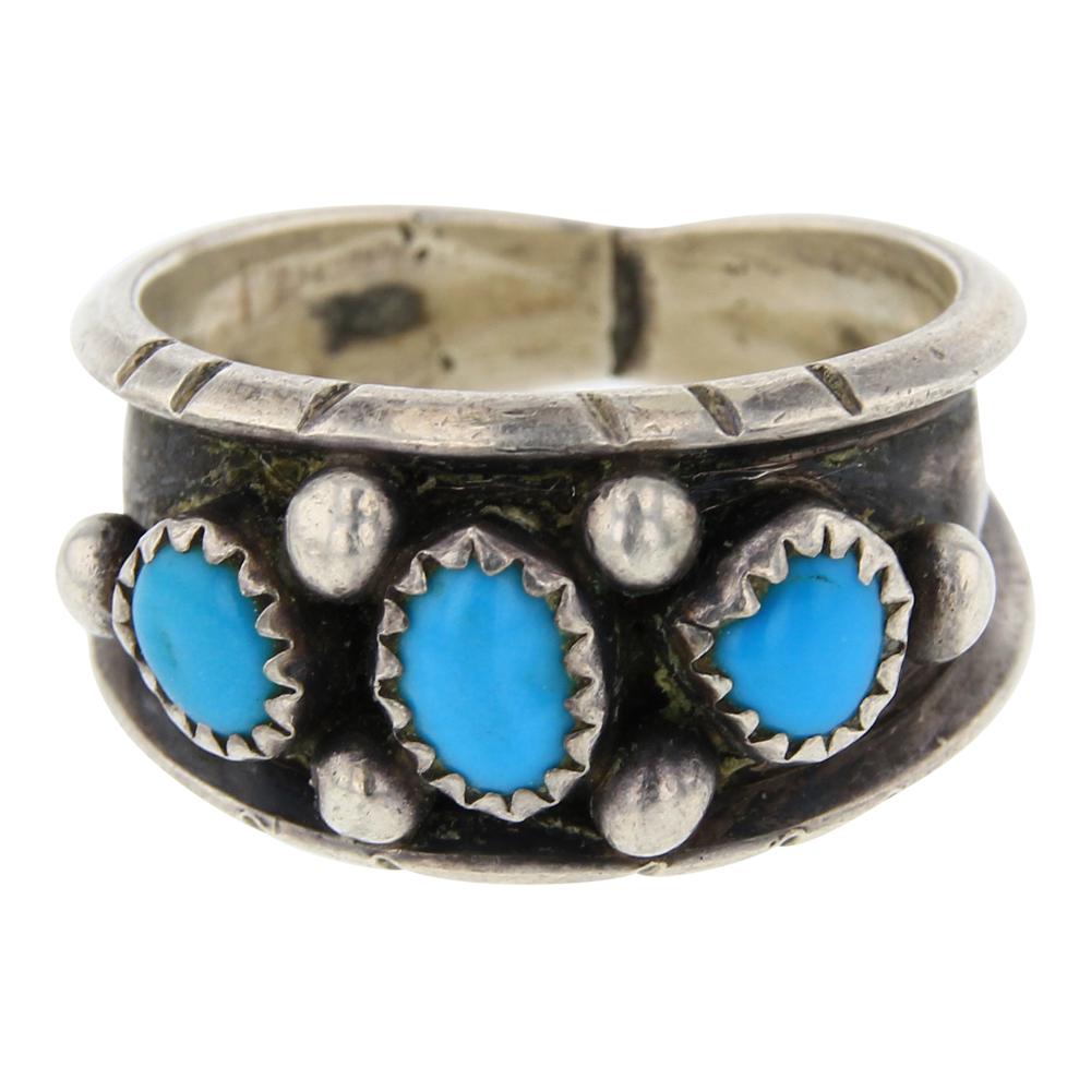 Kingman Turquoise Ring: Sterling Silver | Genuine Kingman Turquoise | Kingman Turquoise Ring | Navajo Native American Southwest Indian Jewelry | Weight: 6.3 Grams, | Dimensions: Ring: 9.75 size, .5" face width |