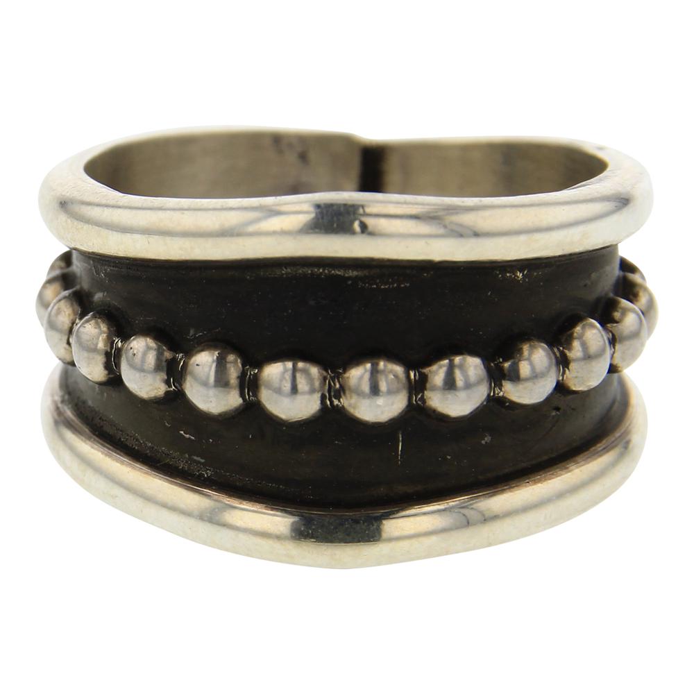 Tom Hawk Plain Silver Bead Wire Ring (1 of 4)