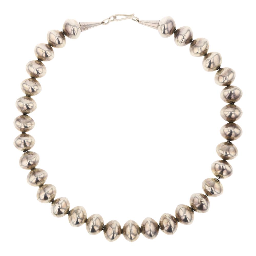 Hand Made Navajo Saucer Beads Choker (1 of 3)