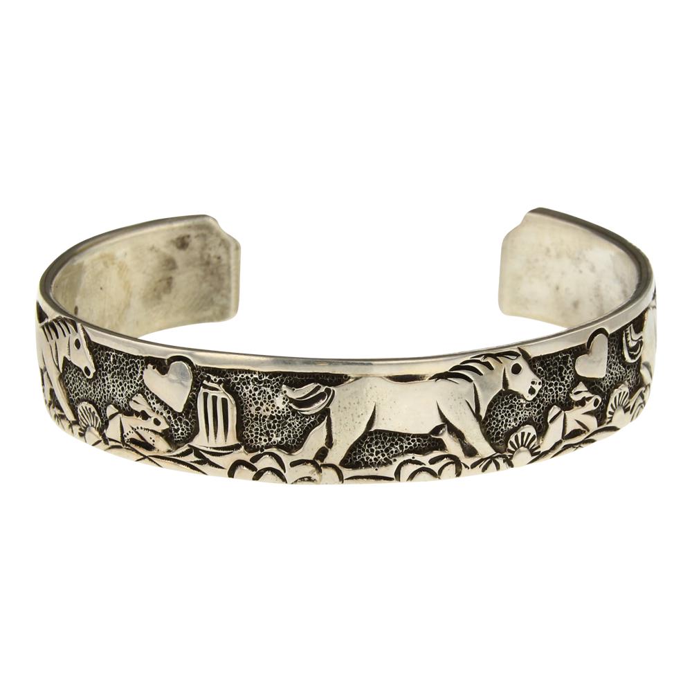 Navajo Plain Silver Horse Story Teller Cuff Bracelet (1 of 5)