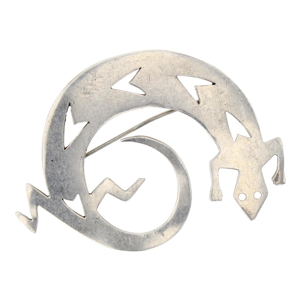 Vintage Plain Silver Sandcast Gecko Pin (1 of 2)
