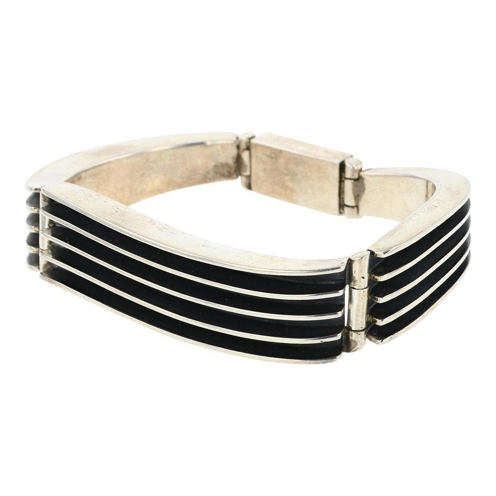 James Bahe Plain Silver Contemporary Link Bracelet (1 of 3)