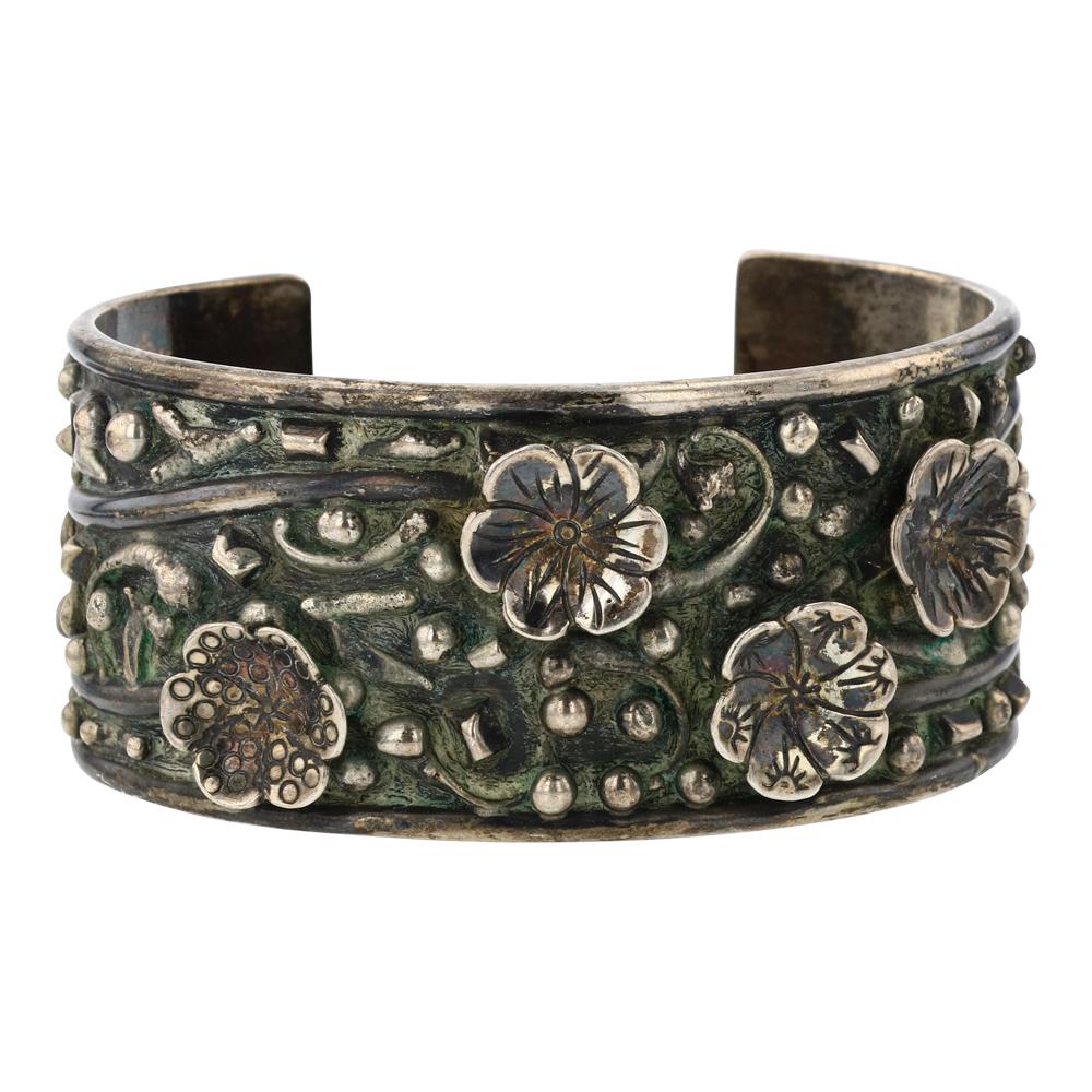 Michael Spencer Vintage Plain Silver Leaf work Cuff Bracelet (1 of 3)